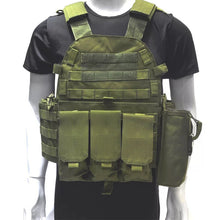 Load image into Gallery viewer, TACPRAC 1009 Five Color Custom Wholesale Green and Black Outdoor Waterproof Multifunction Camouflage Tactical Vest (7975976567041)