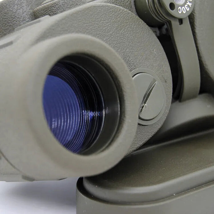 INSIGNIA 8x30 Waterproof Hunting Binoculars With Built-in Compass (7997642342657)